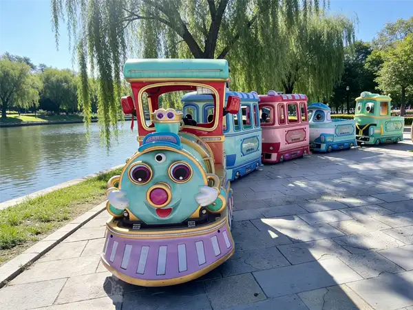 Cute Eye Light Track Miniature Train